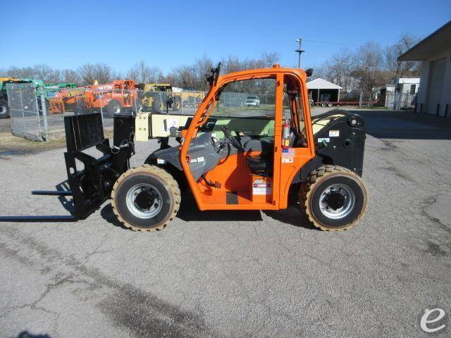 2015 JLG G5-18A