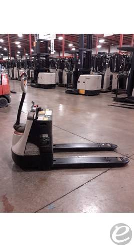 2016 Crown WP2335-45 Electric Forkl...