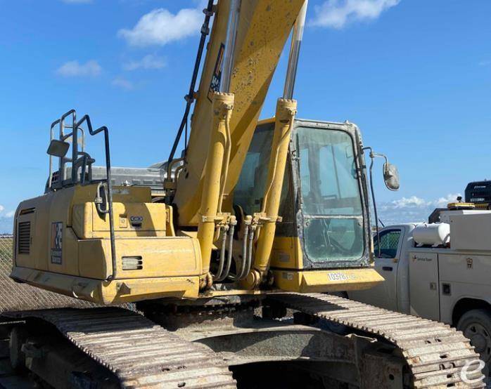 2019 Komatsu PC360 LC-11
