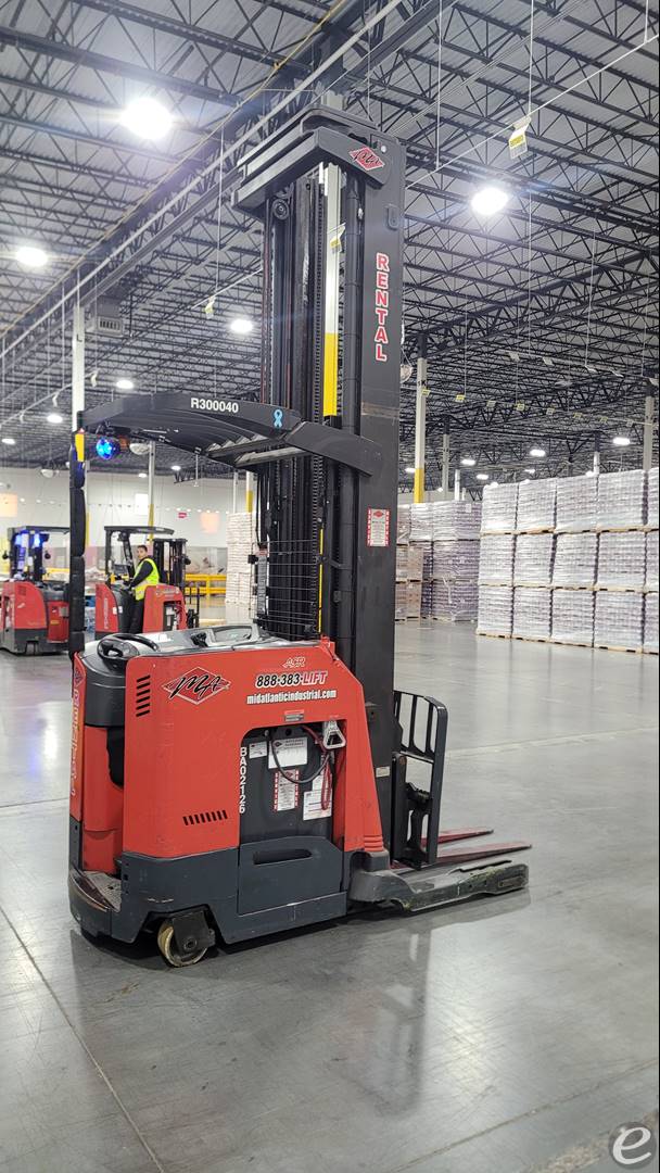 2010 Raymond 7400-DR32TT