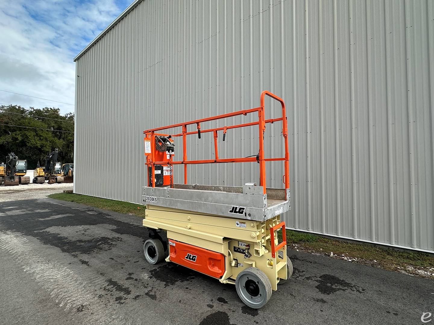 2014 JLG 2030ES