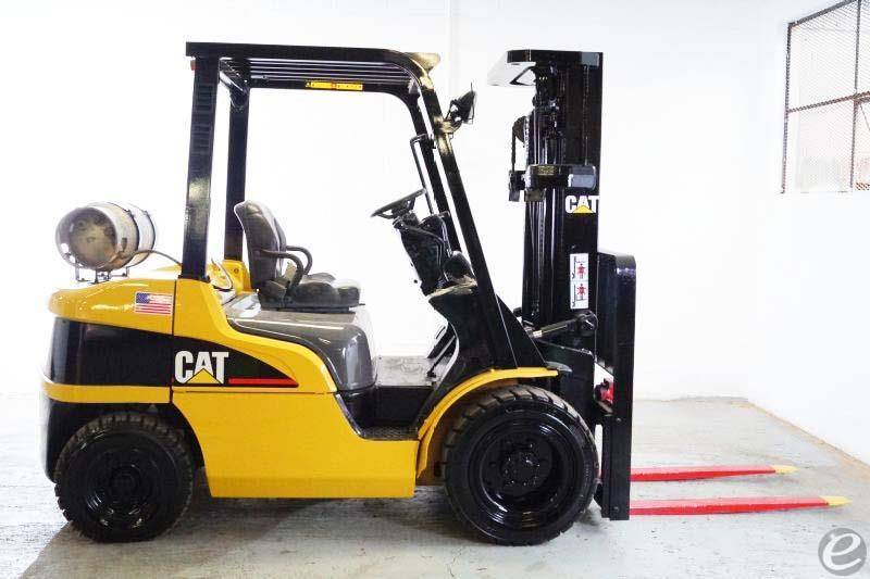 2006 Cat                           ...