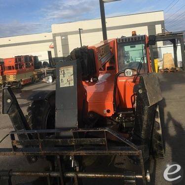 2018 JLG 10054