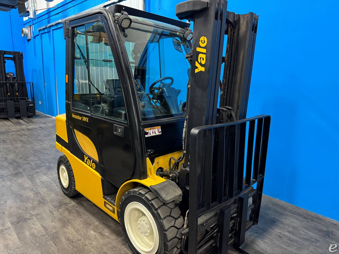 2012 Yale GDP050VX