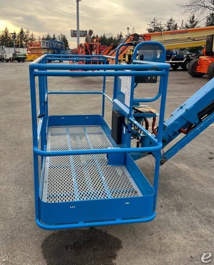 2013 Genie S85