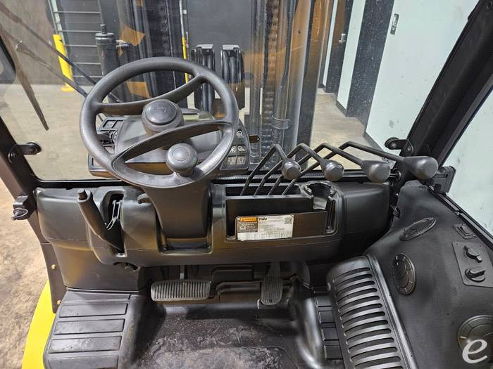 2021 Yale GLP120VX
