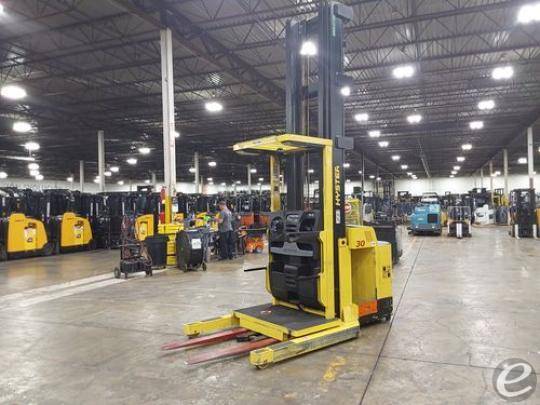 2017 Hyster R30XMA3 Electric Order Picker - 123Forklift