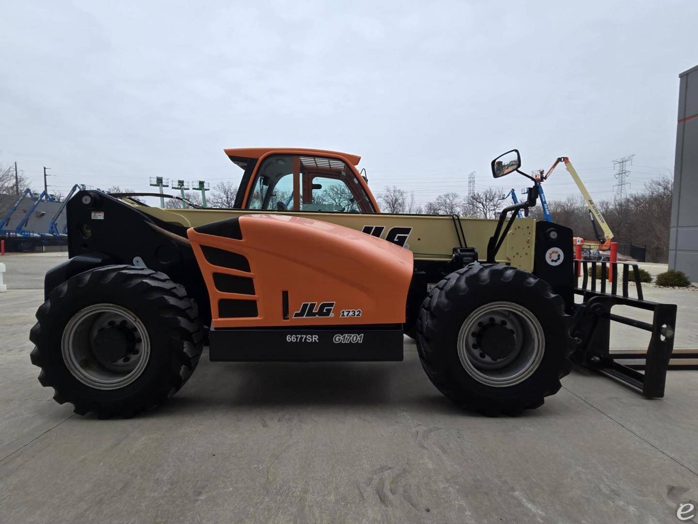 2019 JLG 1732