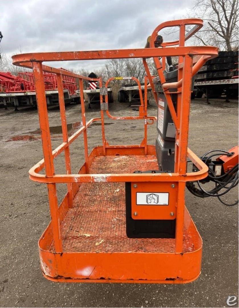 2013 JLG 600S