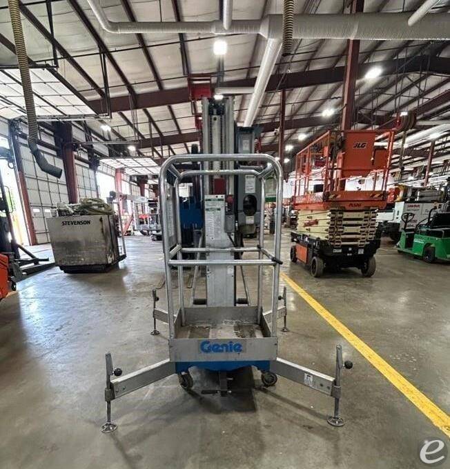 2016 Genie AWP30S
