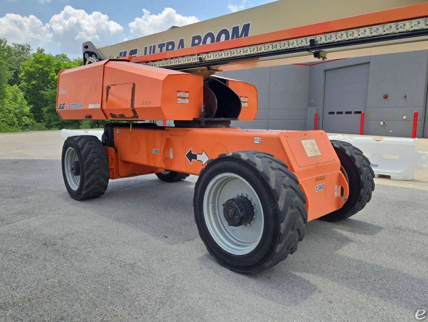 2009 JLG 1350SJP