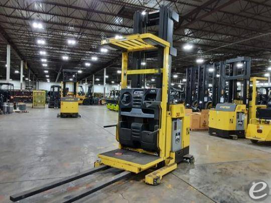 2019 Hyster R30XM3 Electric Order Picker - 123Forklift