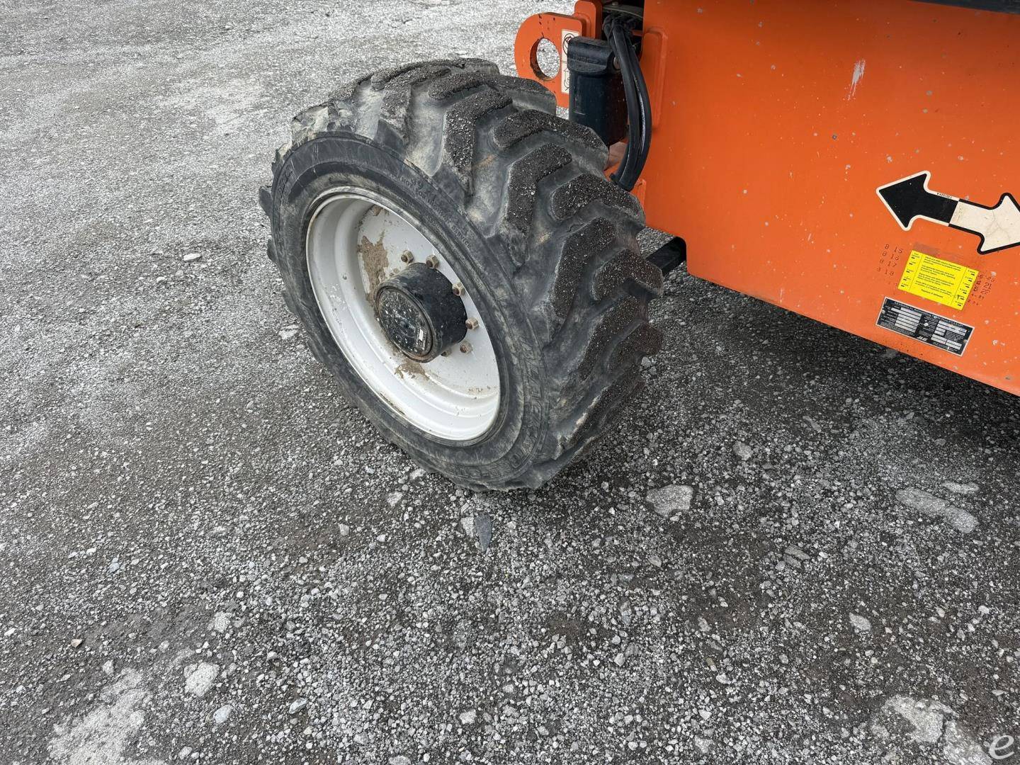 2015 JLG 660SJ
