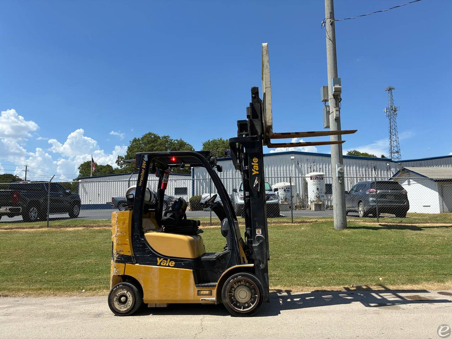 2019 Yale GLC080VXNKAE094
