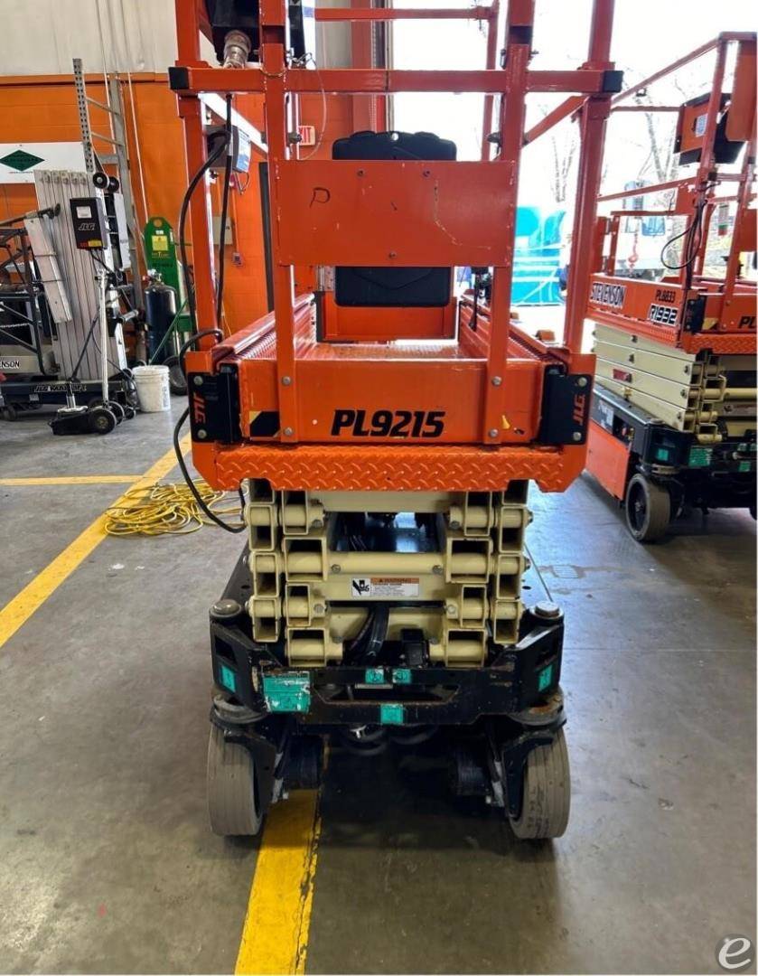 2021 JLG R1932i