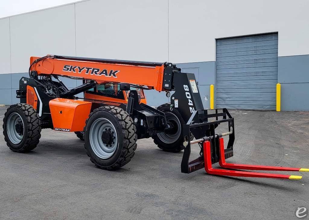 2013 Skytrak 8042