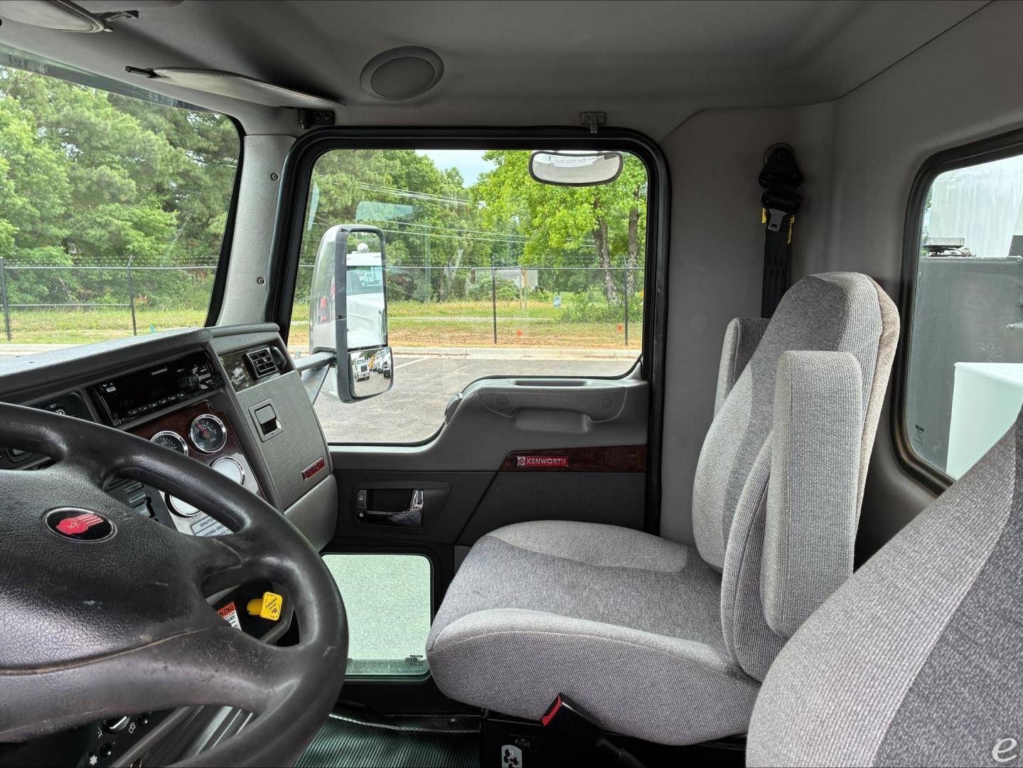 2016 Kenworth T370
