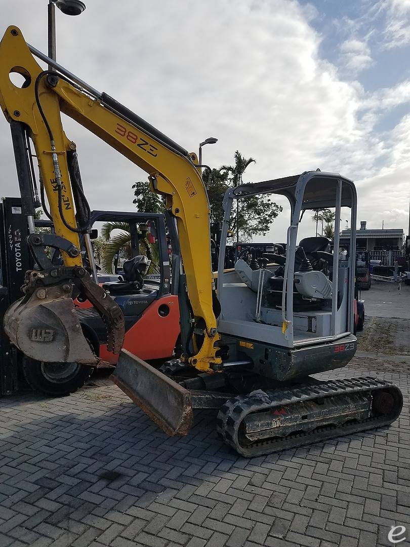 2013 Wacker Neuson MINI EXCAVATOR 38Z3