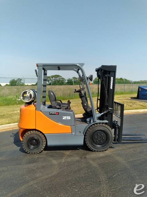 2013 Doosan G25E-5