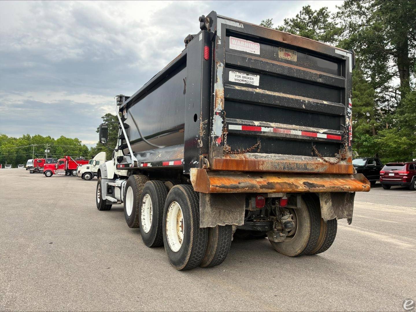 2019 Mack GRANITE GU713