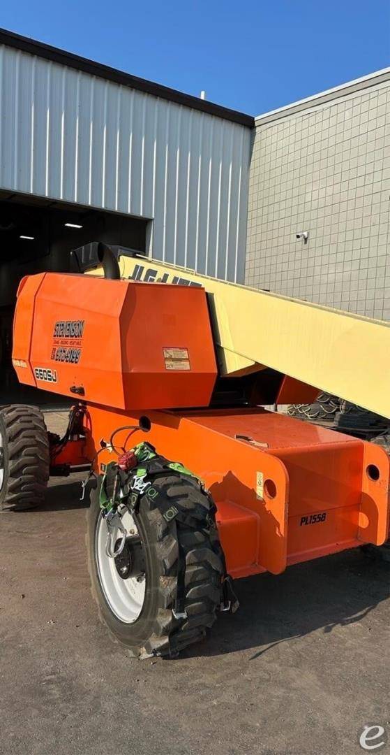 2015 JLG 660SJ