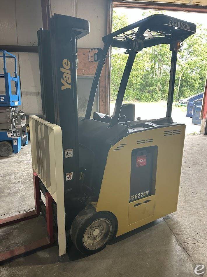 2019 Yale ESC030AD