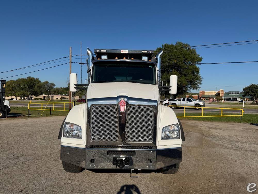 2026 Kenworth T880