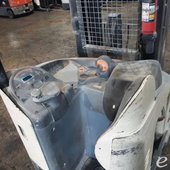 2019 Crown RR5725-45