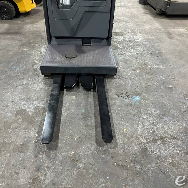 2021 Raymond 550-OPC30TT