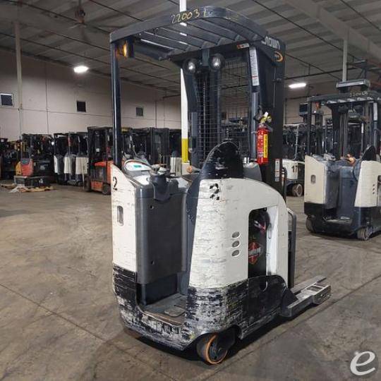 2018 Crown RR5725-45