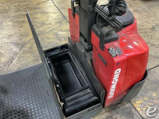 2020 Raymond 8510