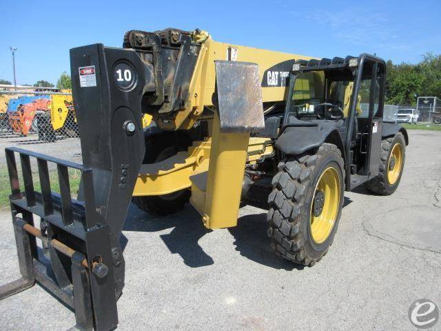 2012 Cat TL1055