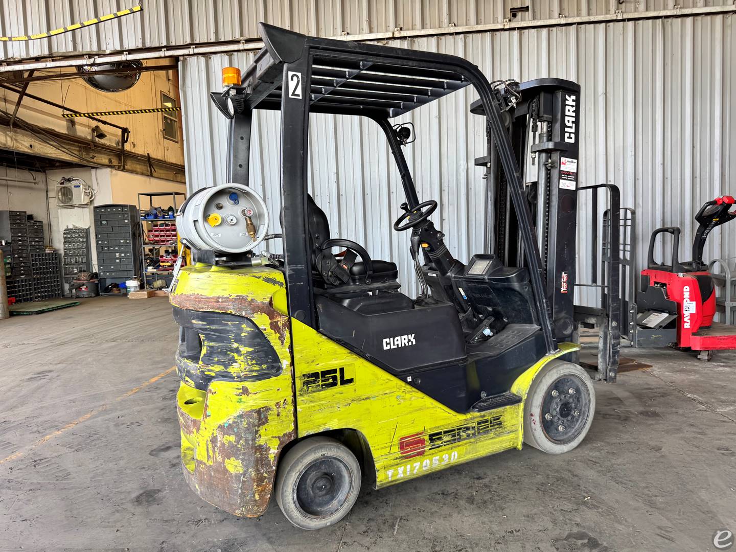 2018 Clark S25CL