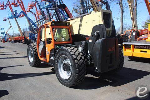 2016 JLG 1255