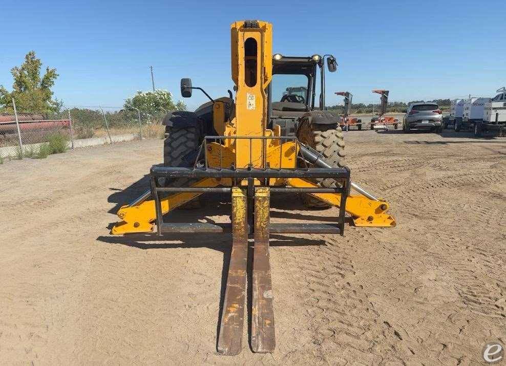 2024 JCB 510-56
