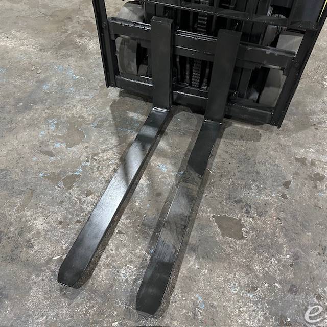 2019 Yale ESC40AD