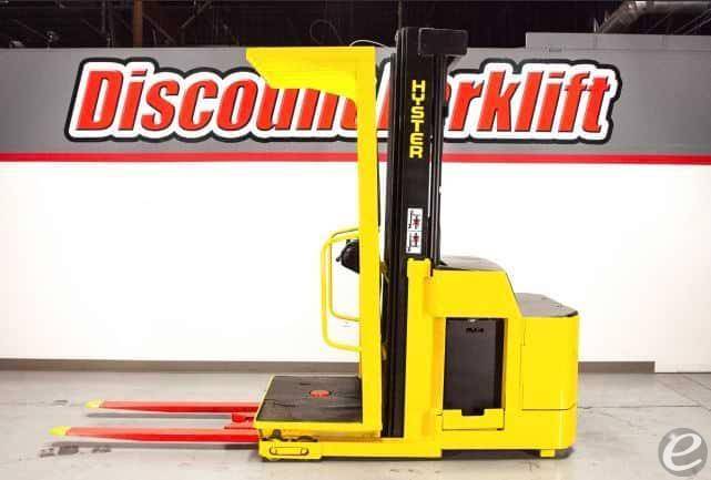 2003 Hyster R30XM2 Electric Order Picker - 123Forklift