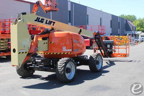 2017 JLG 600AJ