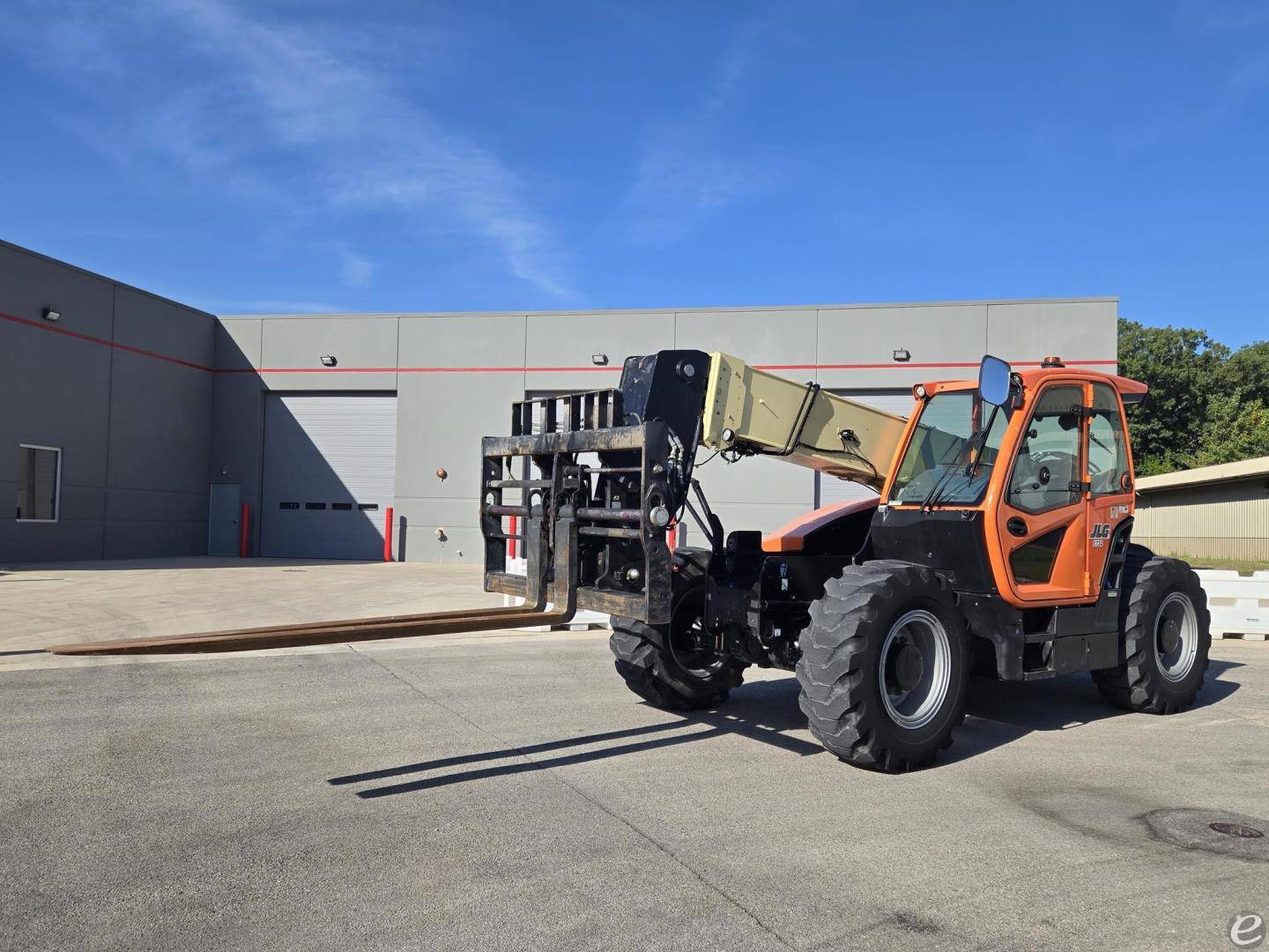 2020 JLG 1732