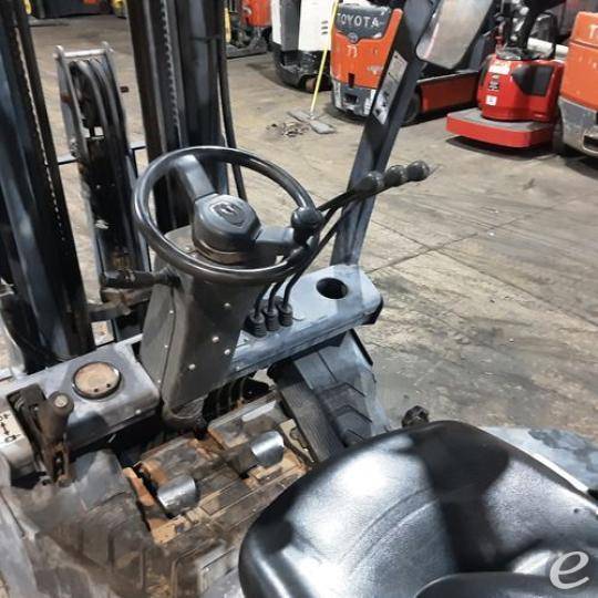 2020 Tailift EFG25C