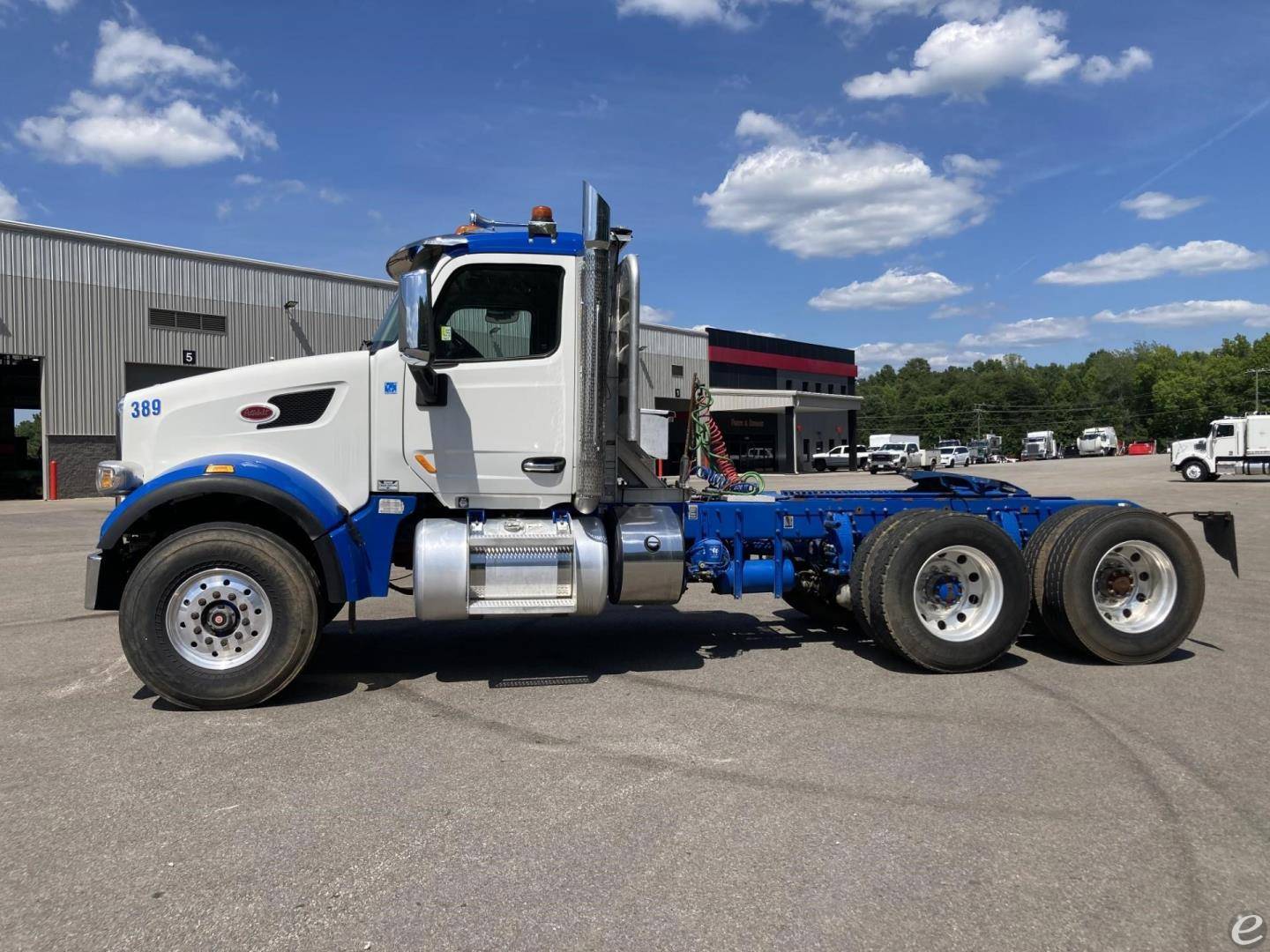 2021 Peterbilt 567