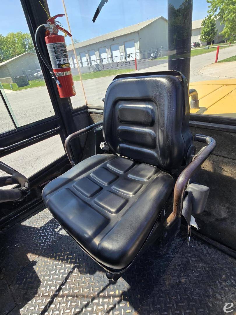 2000 Yale GDP230DA