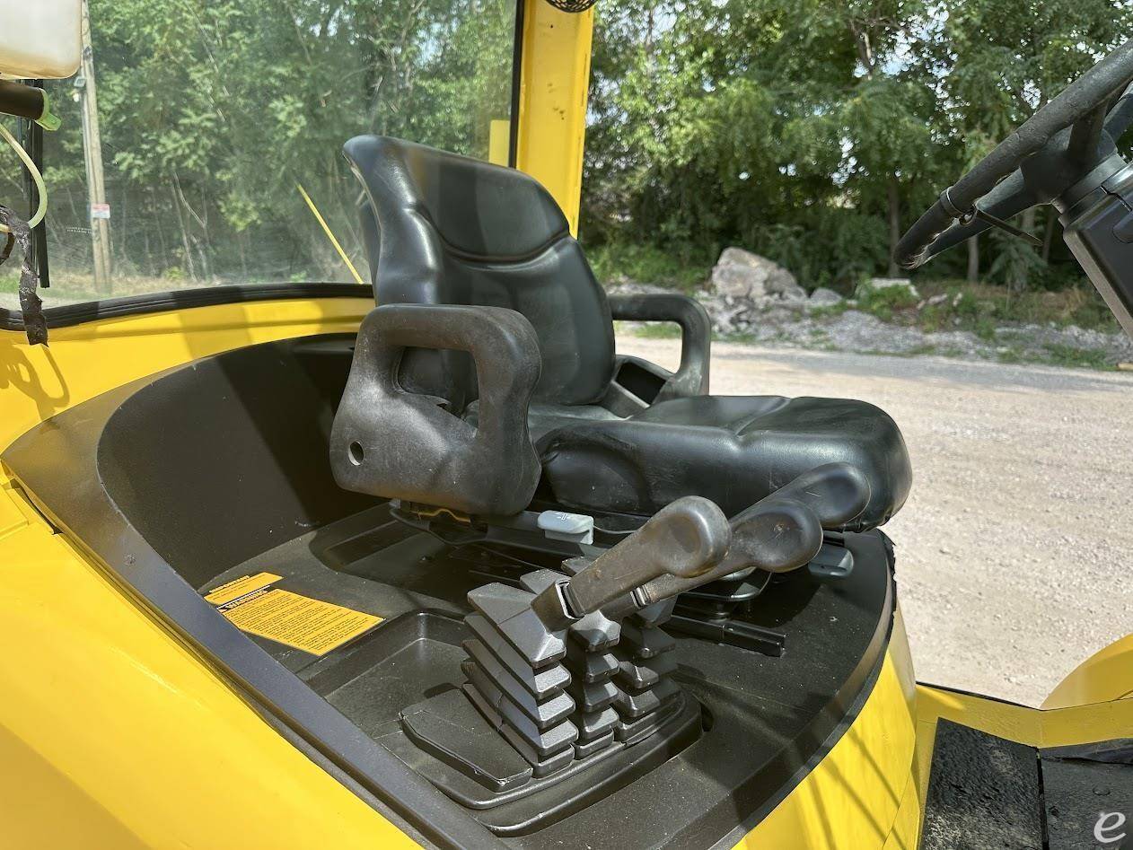 2004 Hyster H110XM
