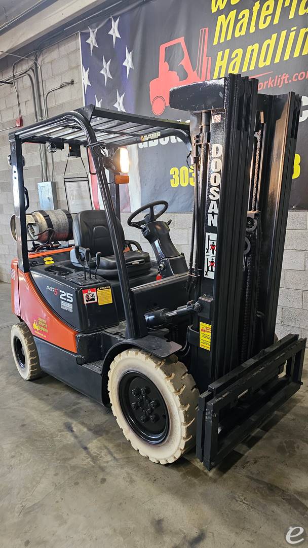 2006 Doosan G25E