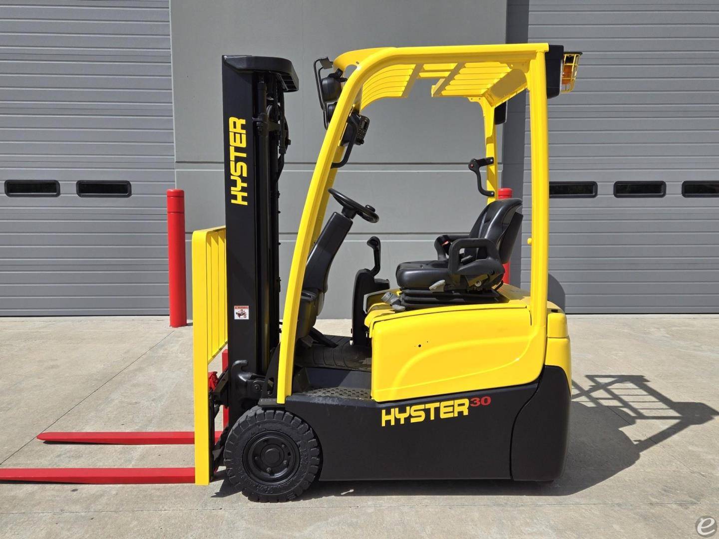 2016 Hyster J30XNT Electric Forklif...