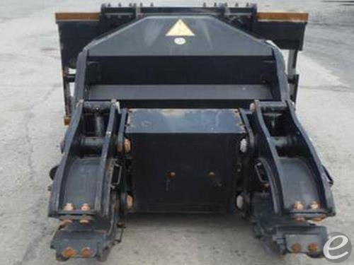 2012 Manitou GPC Cylinder Handler