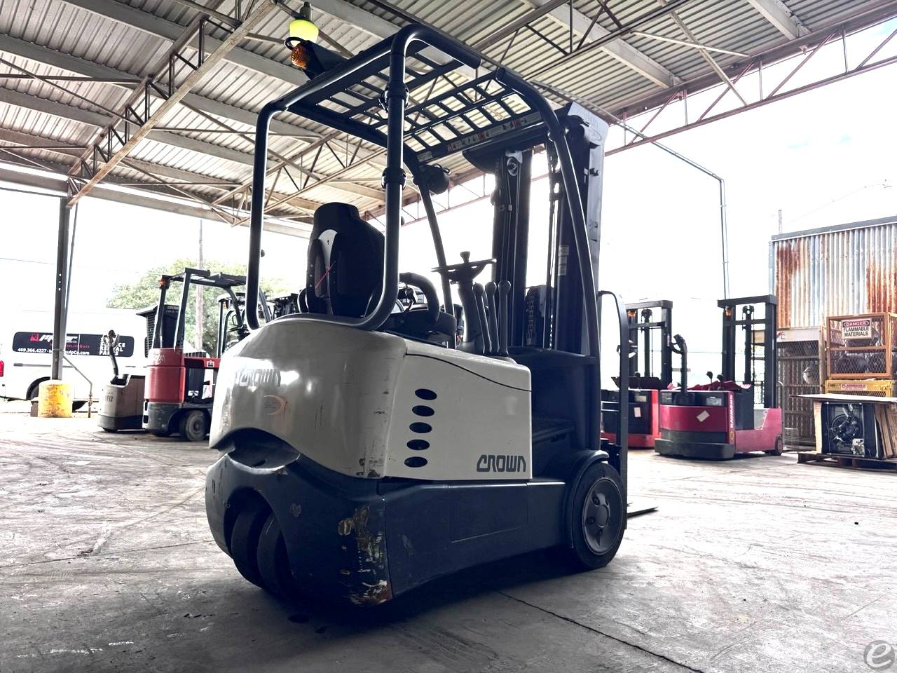 2015 Crown SC5215-30 Electric Forklift - 123Forklift