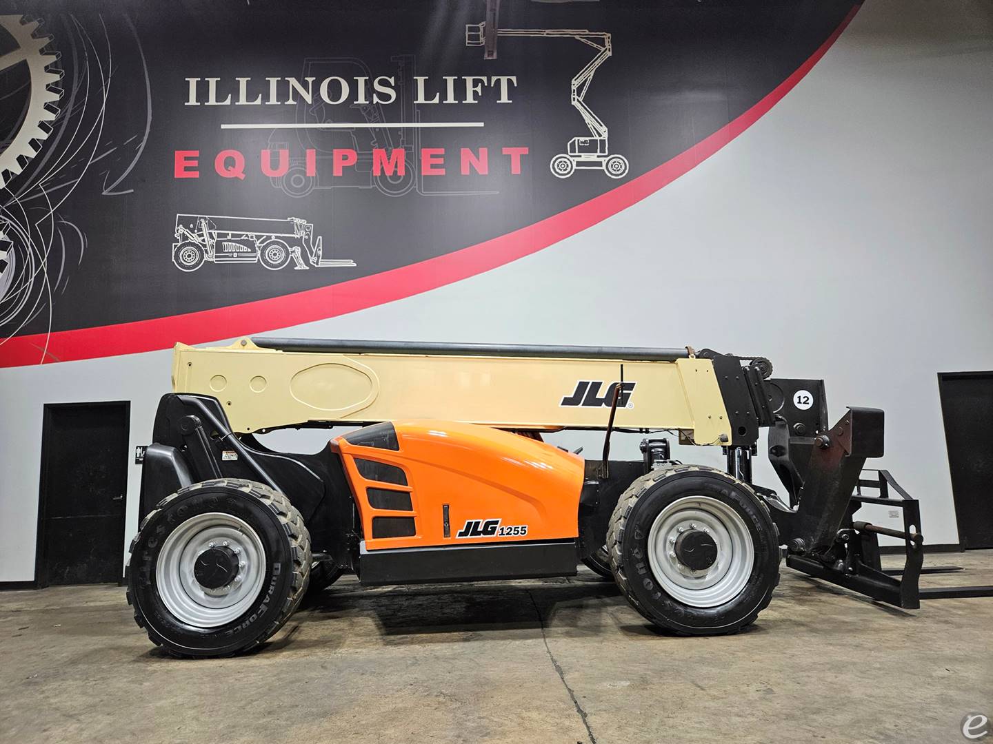 2020 JLG 1255