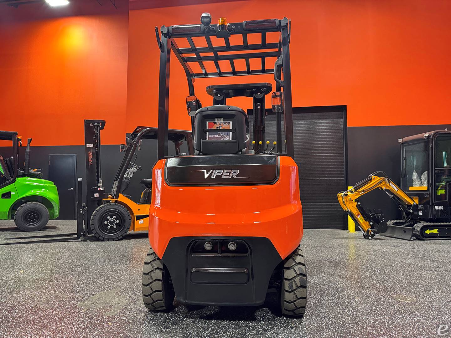 2026 Viper Lift Trucks FB25V