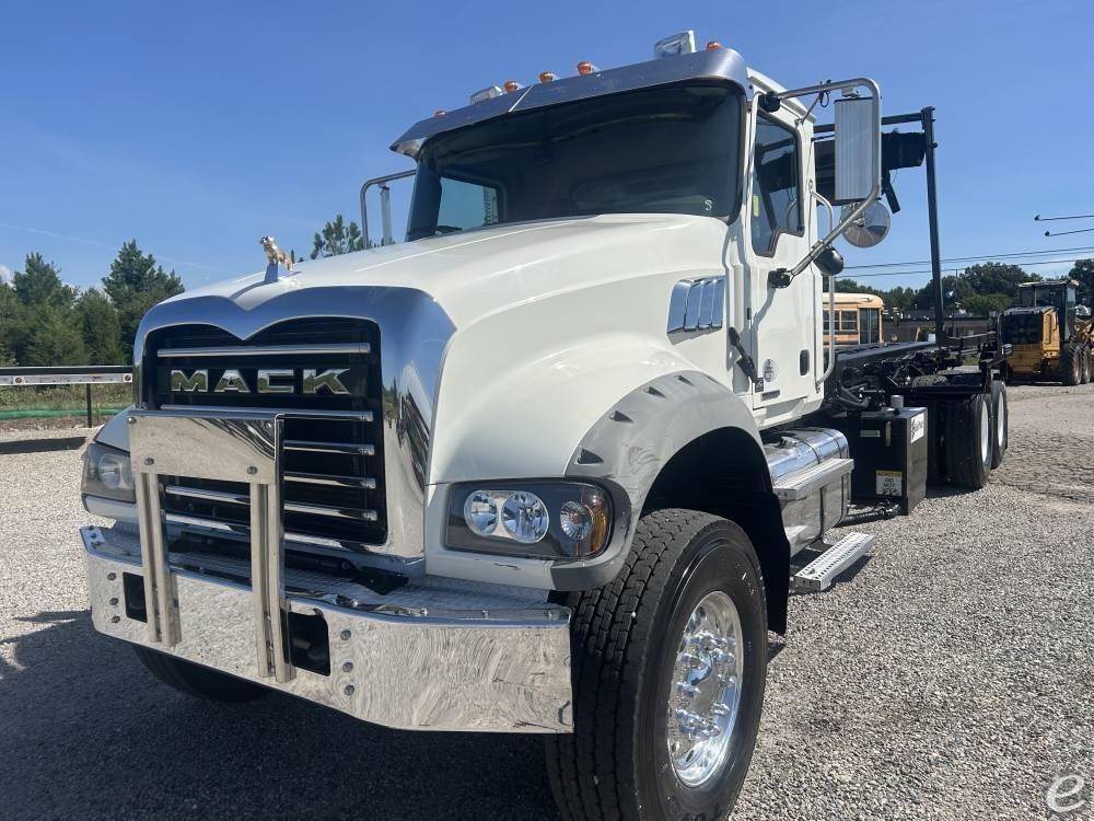2019 Mack GRANITE 64FR